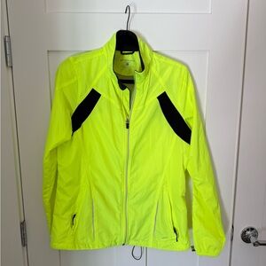 Brooks Nightlife Essentials Run Jacket- W